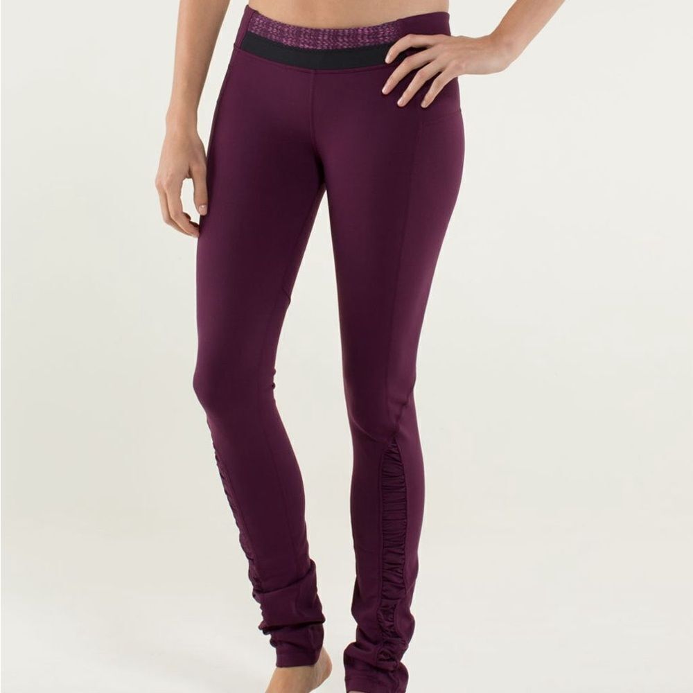 Lululemon City Pulse Pant
Plum / Black / Ziggy Wee August Glo